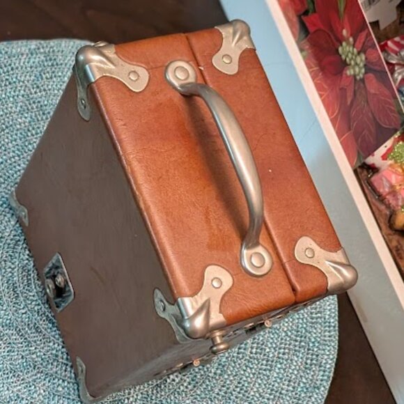 O1 PIGNOSE Legendary 7-100 Portable Guitar Amplifier - Picture 5 of 10